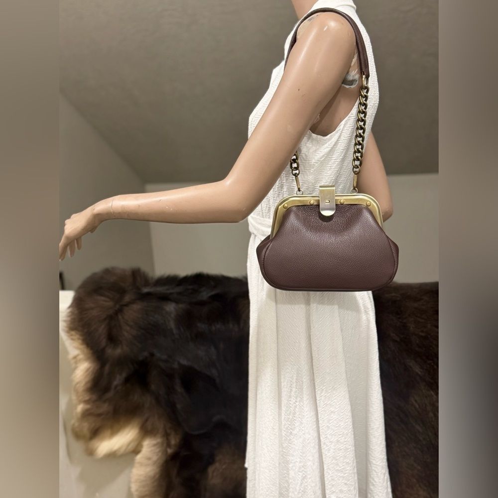 Pebble Cowhide Handmade Unique Rivet Frame Push Lock Handbag, Multi Use Style - Picture 2 of 16